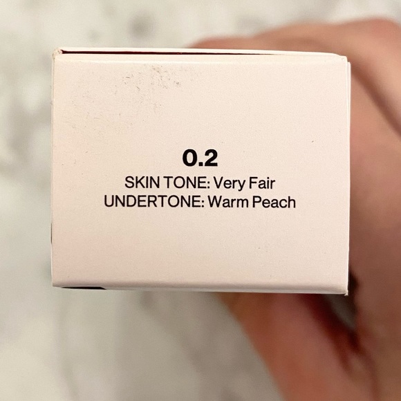 Smashbox Studio Skin 24 Hour Full Coverage Waterproof Foundation - Picture 4 of 6